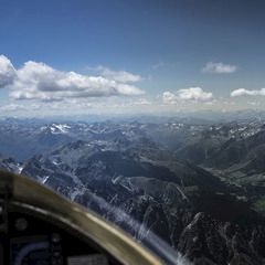 Flugwegposition um 11:52:48: Aufgenommen in der Nähe von Gemeinde St. Sigmund im Sellrain, Österreich in 3196 Meter